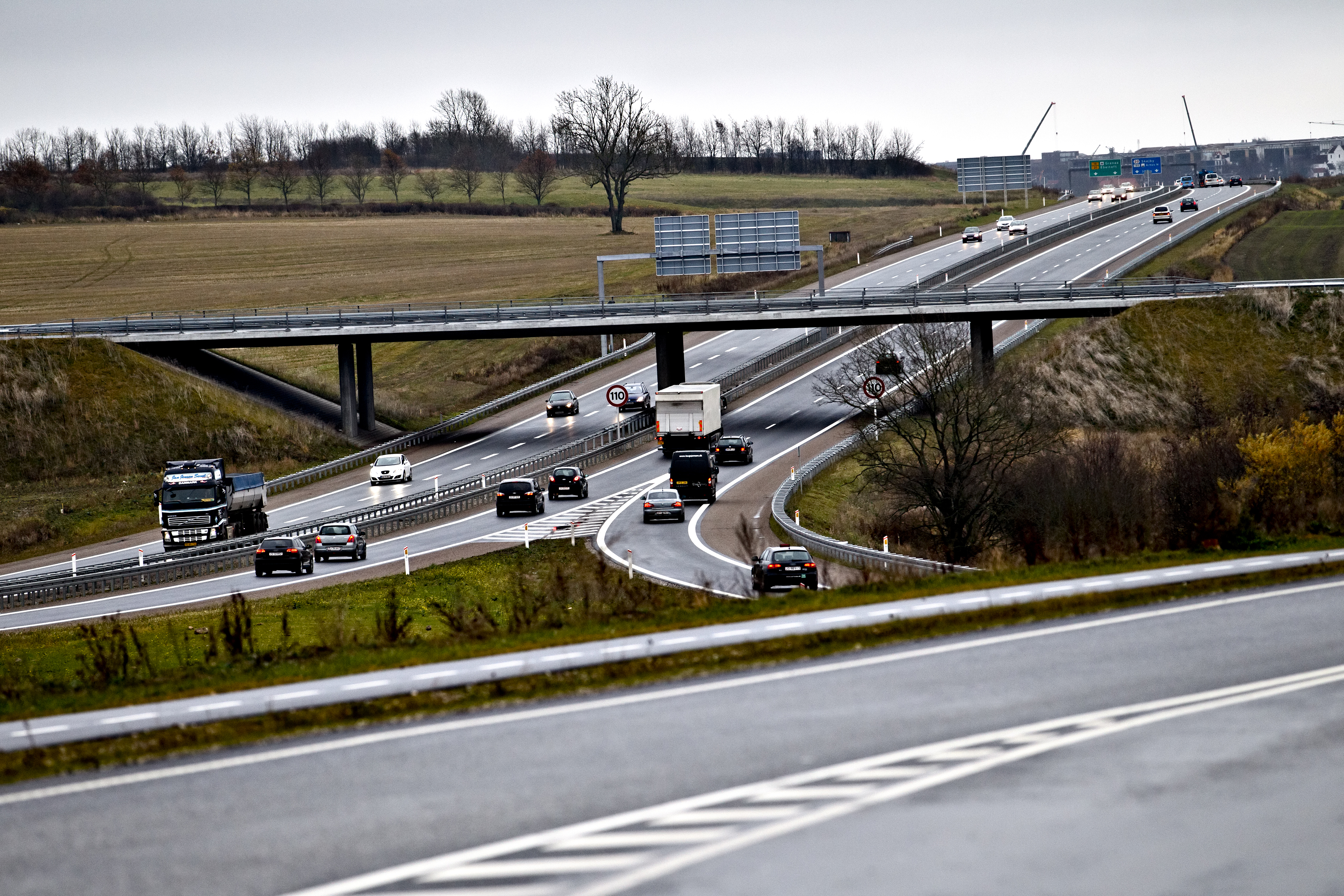 Efter att betongklossen kastades ner på motorvägen: Nu talar den tyska pappan ut om olyckan