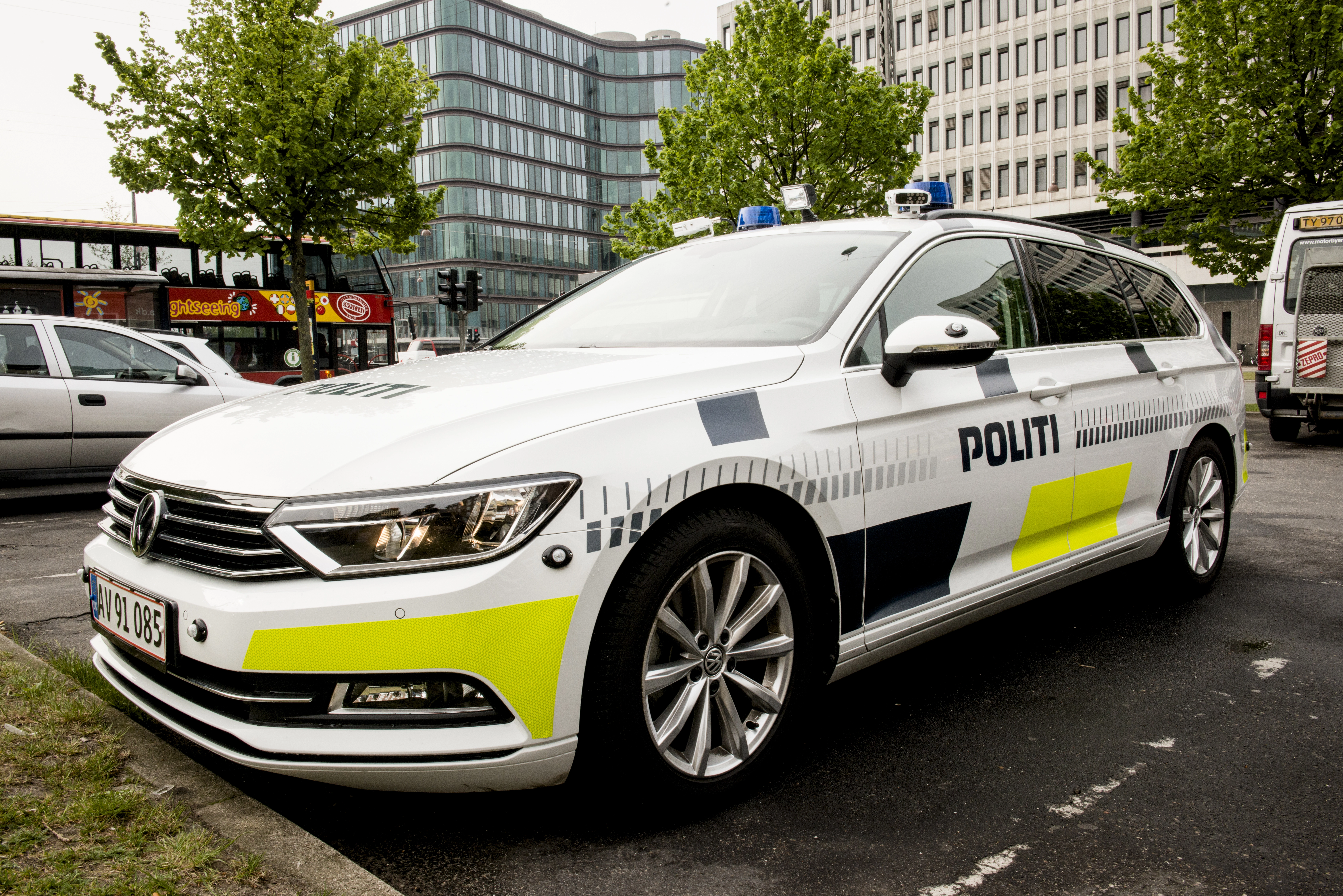 Mamma åtalad för att dra plastpåse över 2-årig sons huvud och sedan lämna honom