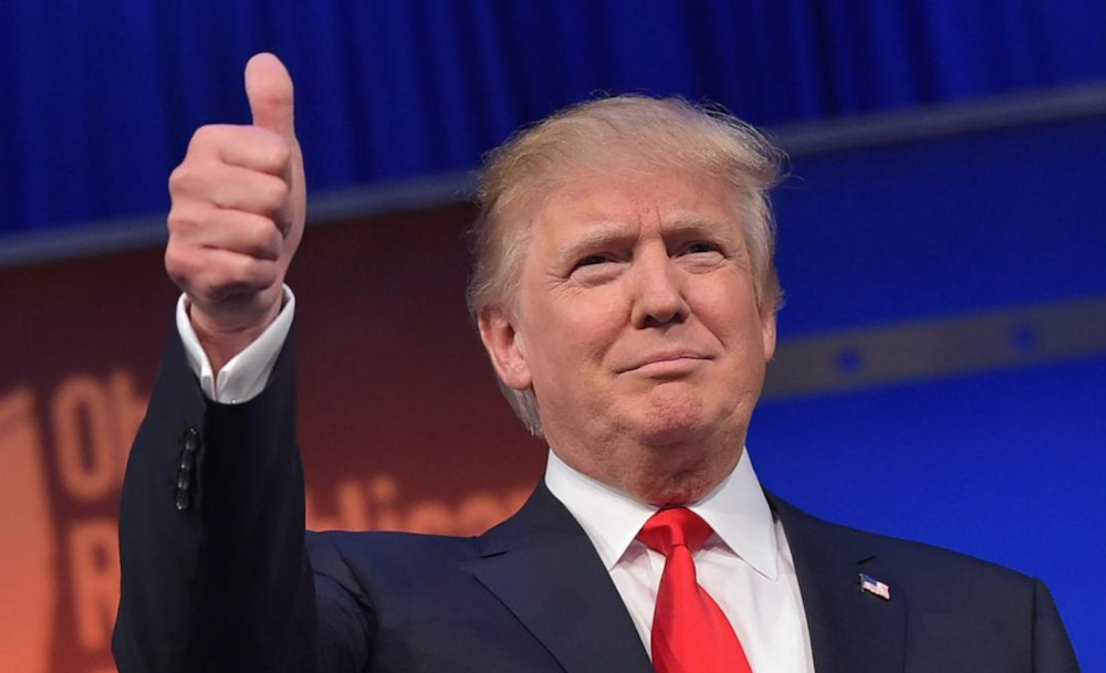 Trump försvarar nomineringen av Pete Hegseth trots kontroverser
