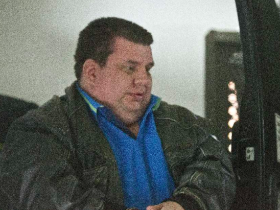 Man drar ner byxorna under rättegång för att bevisa att han inte begick våldtäkt: Min snopp är för liten
