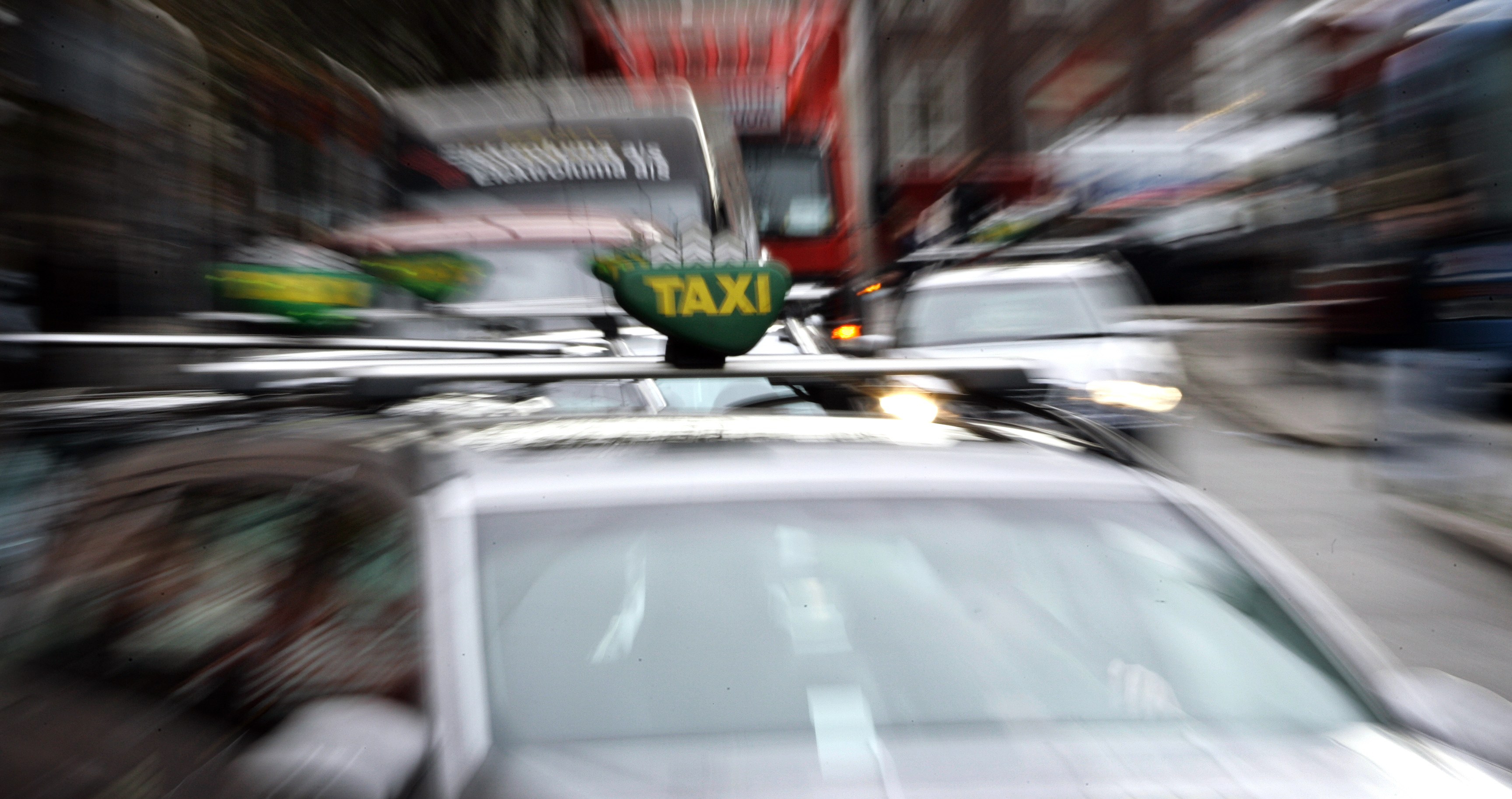 Taxichaufför avslöjar omfattande svarttaxiverksamhet i Luleå