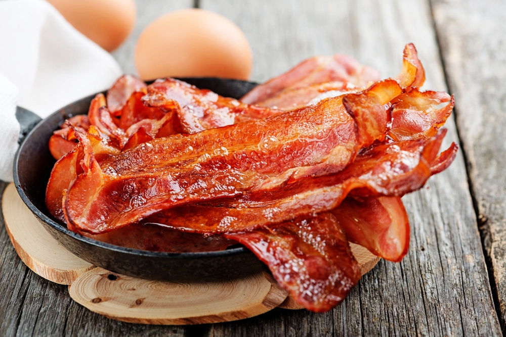 Forskarvarning: Så kan bacon och varmkorv öka risken för demens