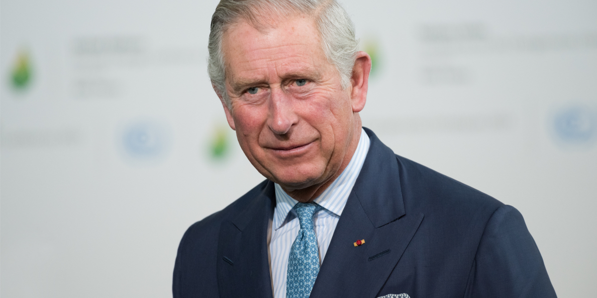 Du gissar aldrig vad kung Charles III fick av David Beckham som kröningsgåva