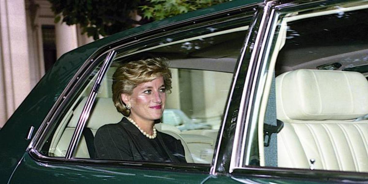 Han var prinsessan Dianas älskare: Du gissar aldrig vad han gör idag