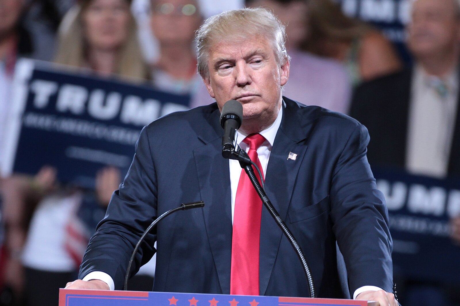 Trump styr utan motstånd – varför Demokraterna står maktlösa