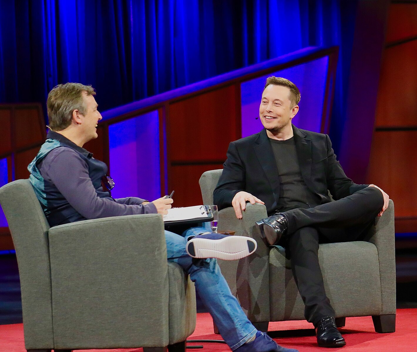 Elon Musk kan bli världens första biljonär 2027
