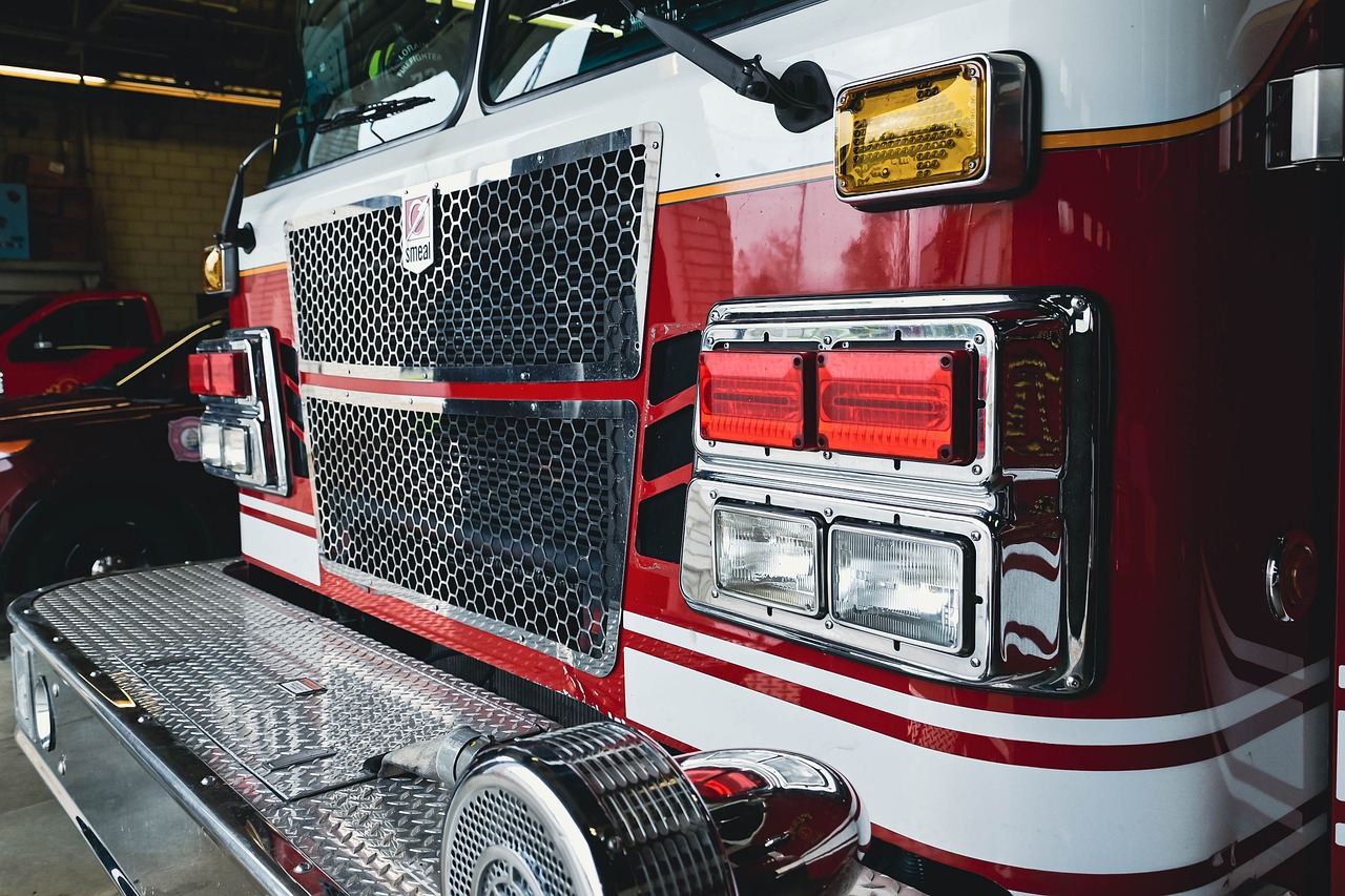 Viktigt meddelande till allmänheten: Brand på återvinningsanläggning