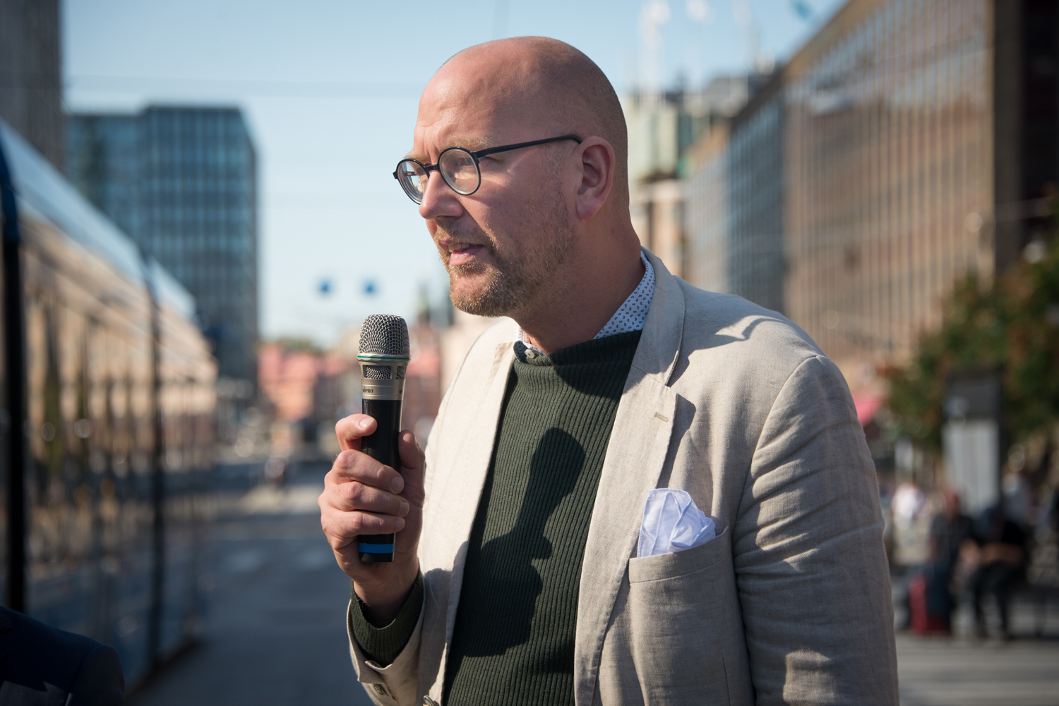 Misstankar om sexuellt ofredande: Gustav Hemming (C) avgår omedelbart