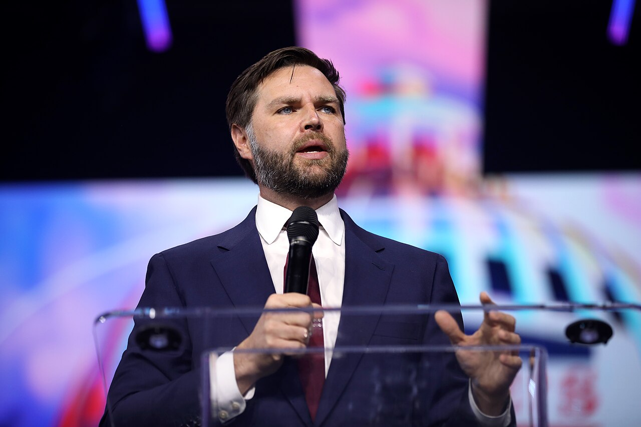 JD Vance varnar Europa: ”Inte Ryssland – det är ni själva som är hotet”
