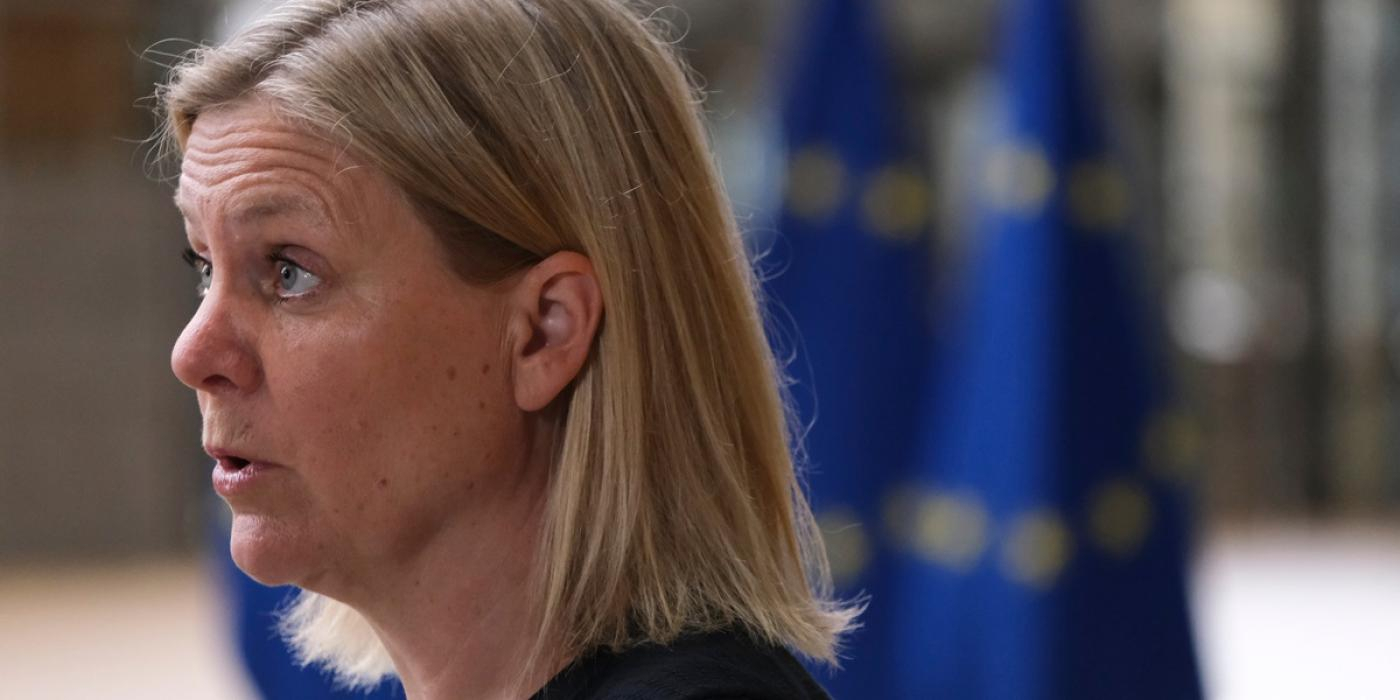 Hårda ordväxlingen i riksdagen: Magdalena Andersson nära tårar