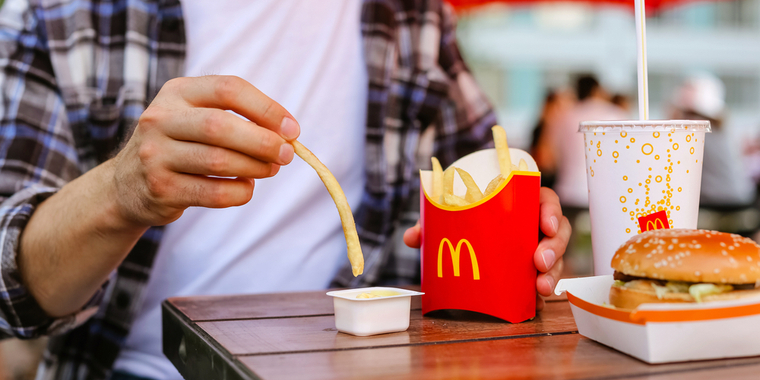Matförgiftningsskräck på McDonald’s: Krav på åtgärder efter flertal anmälningar
