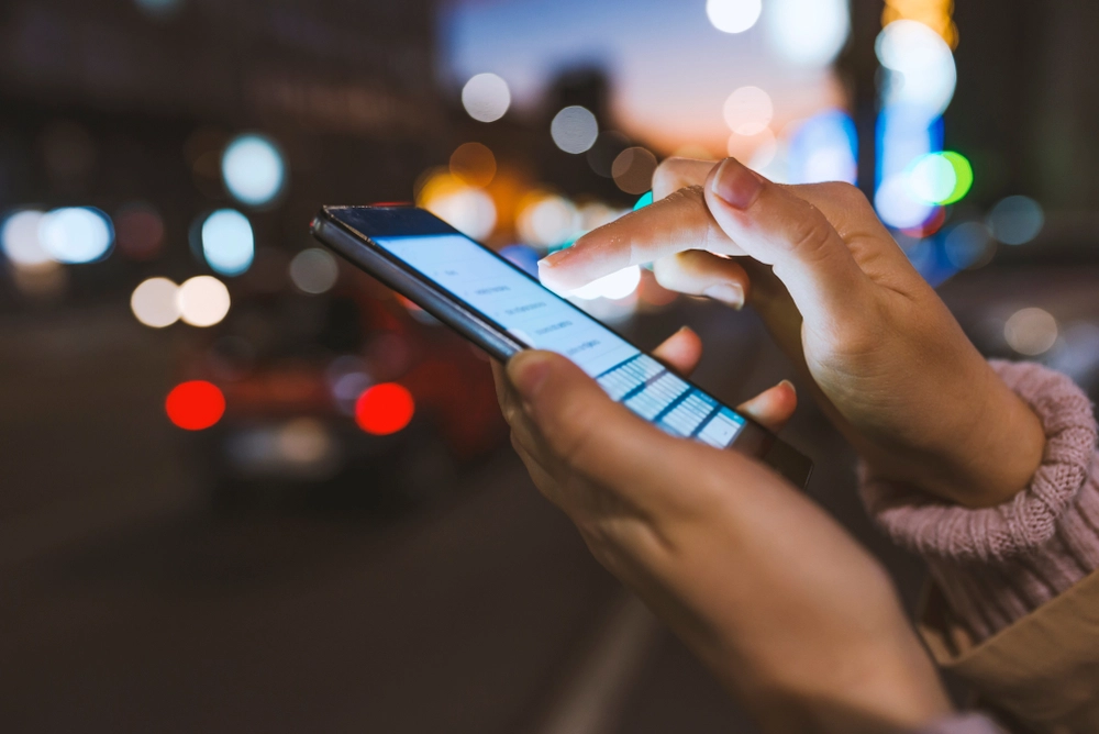 Ökning av mejlbedrägerier i Sverige: Tele2 går ut med varning