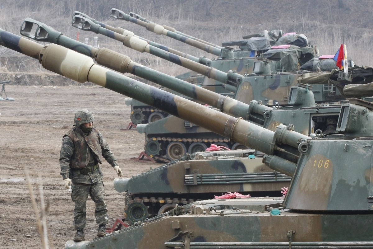Koreanska språkguider på fronten – oväntad strategi för ukrainska soldater