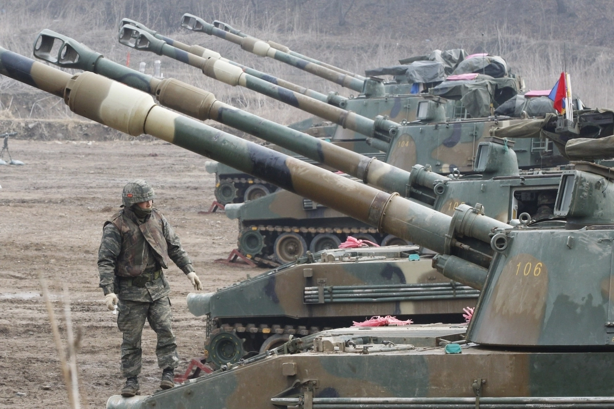Koreanska språkguider på fronten – oväntad strategi för ukrainska soldater