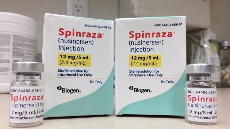 Pernilla tvingas till Kina för livsviktig medicin: ”Sverige låter oss sakta dö”