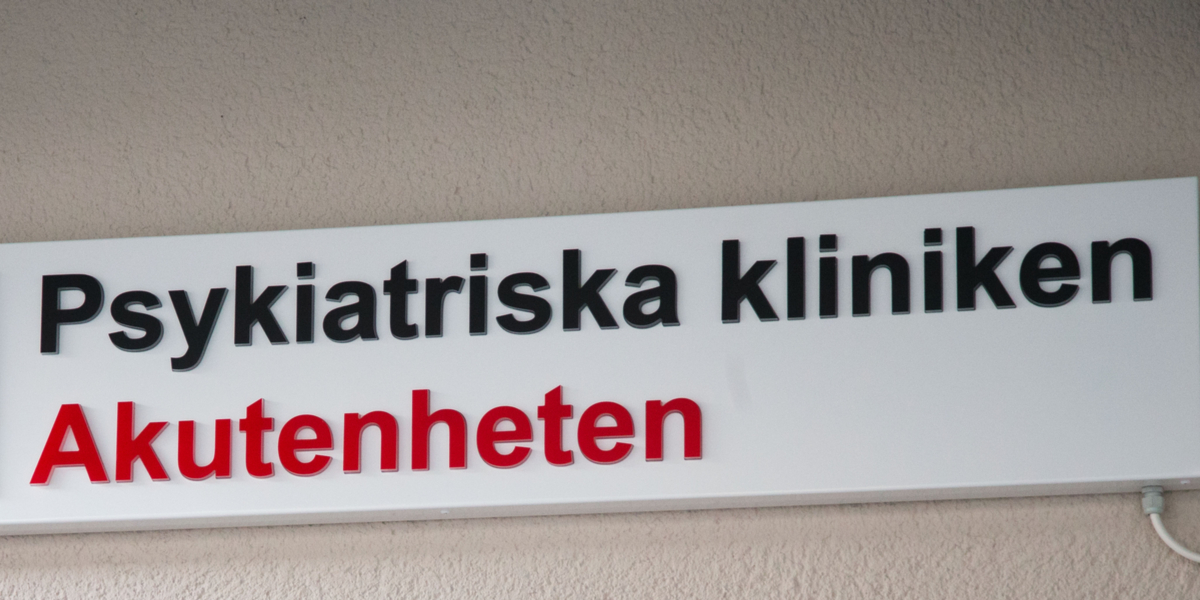 JUST NU: Knivattack på rättspsyk