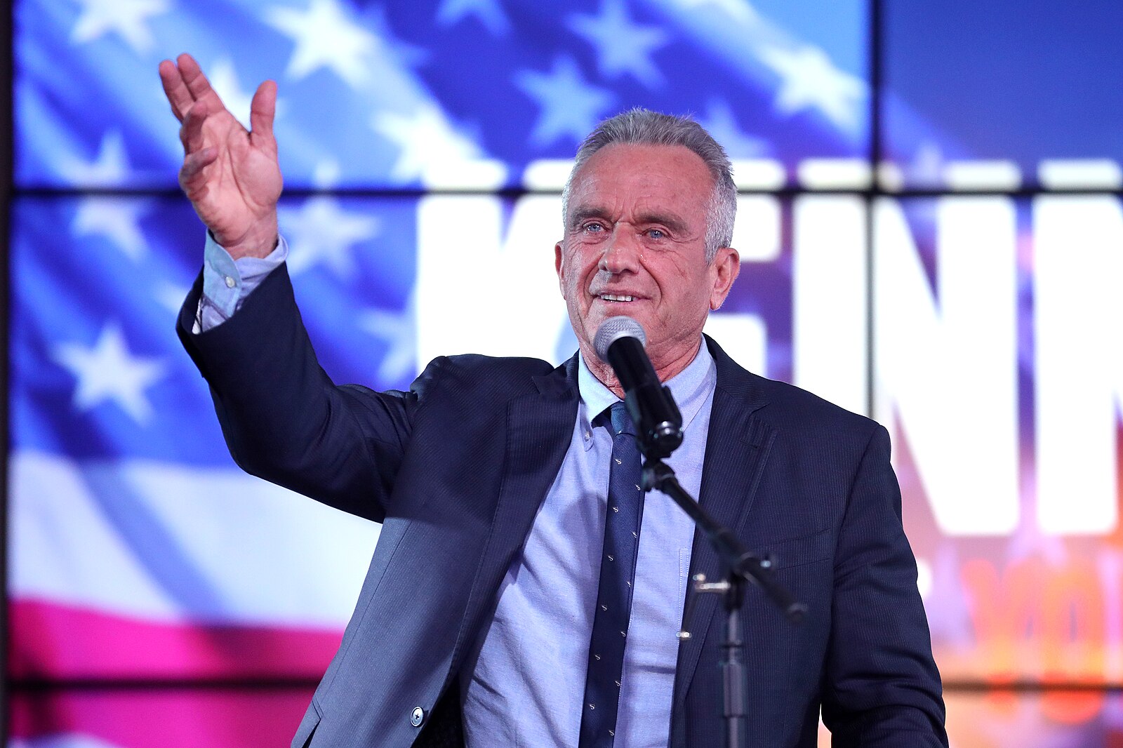 RFK Jr. överlever hetsig utfrågning – snart Trumps hälsominister?