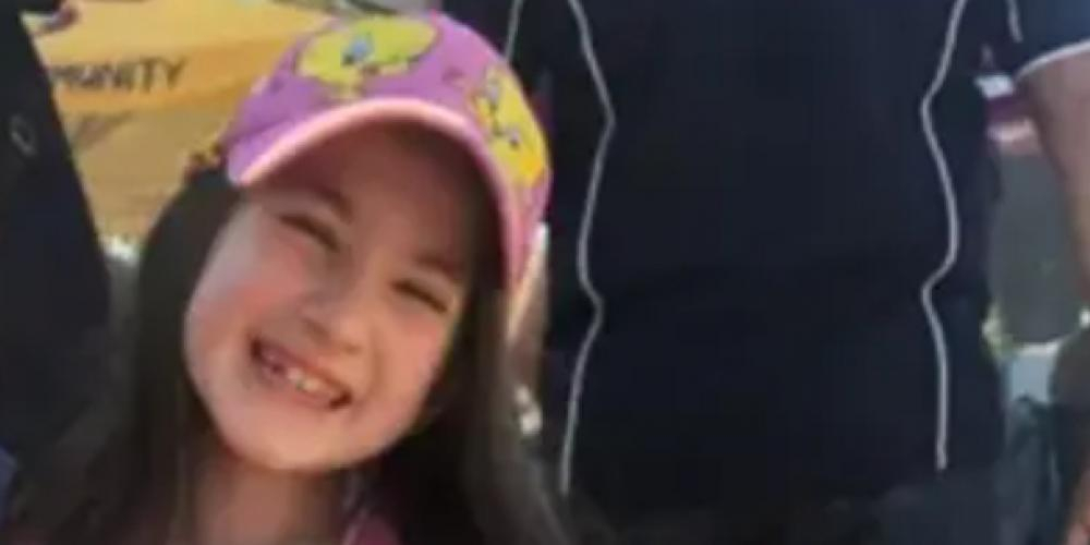 8-åriga Elizabeth dog och hennes föräldrar är nu åtalade för mord: De valde Gud framför medicin