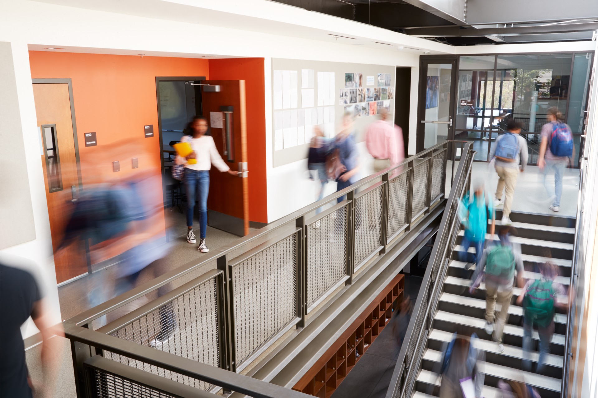 Ny riktning för skolan: Läsning, skrivning och Nato på schemat