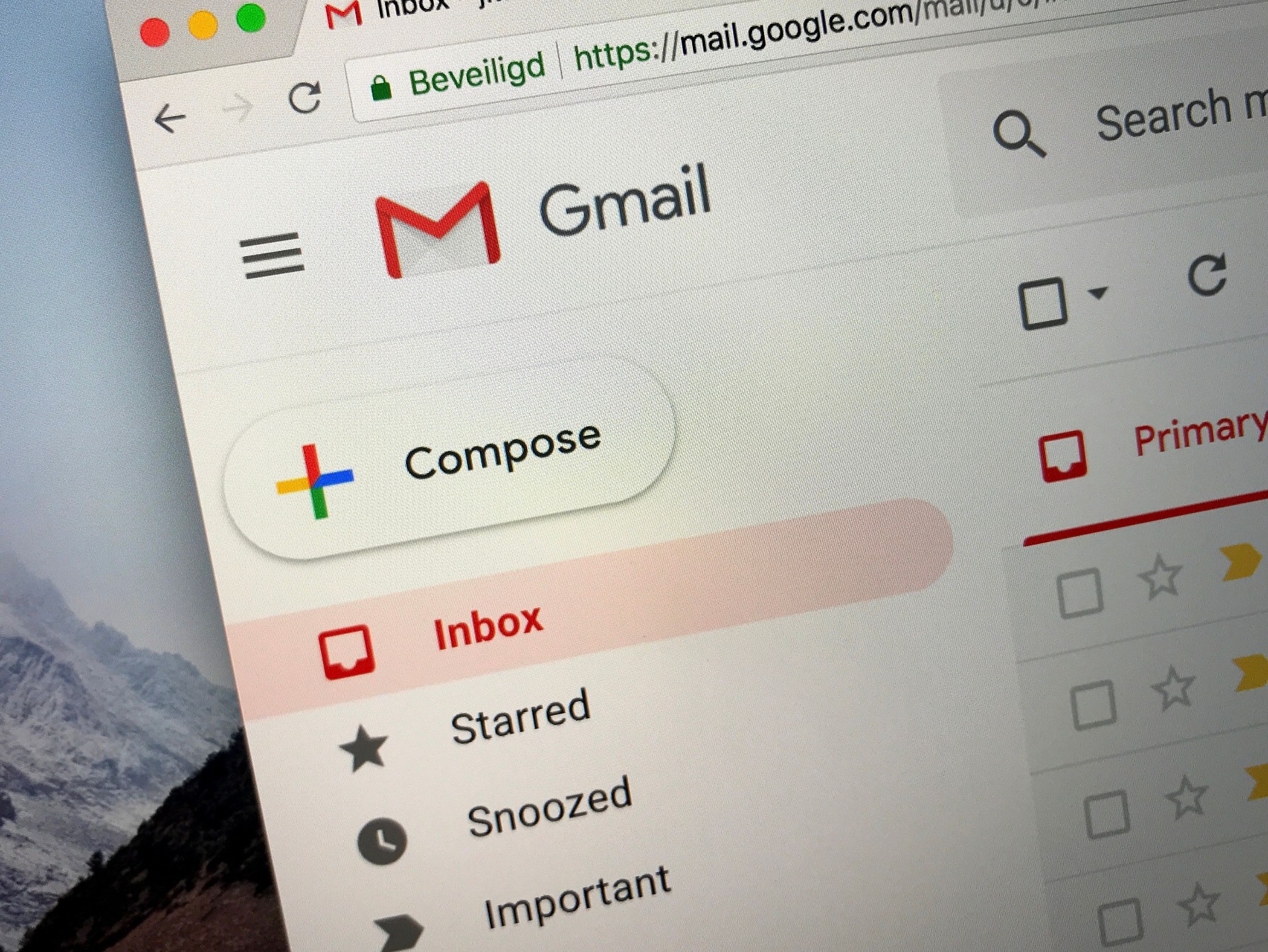 FBI varnar Gmail, Outlook, AOL- och Yahoo-användare: Hackare kan komma åt konton
