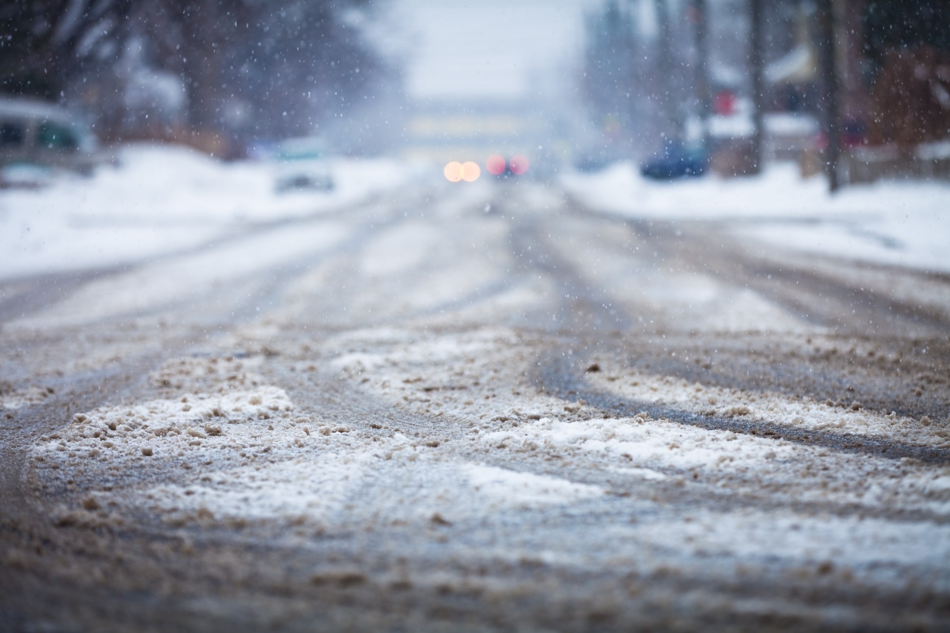 SMHI: Gula snövarningar inför nyår – risk för trafikproblem