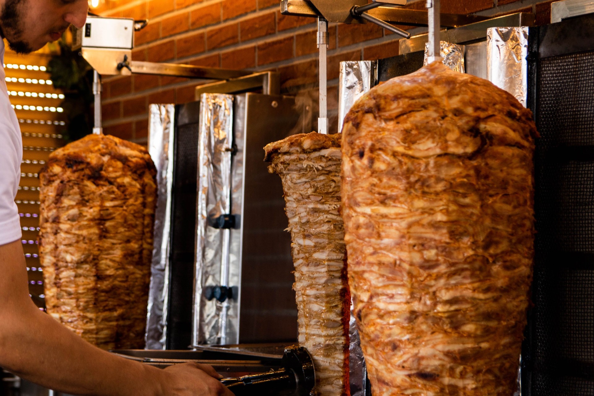 Kebabtillverkare under luppen: Livsmedelsverket hittade mögel och fettavlagringar
