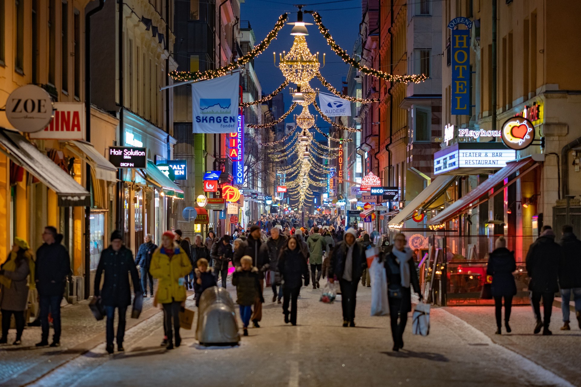 Varnar: Stor risk för terrordåd under julen