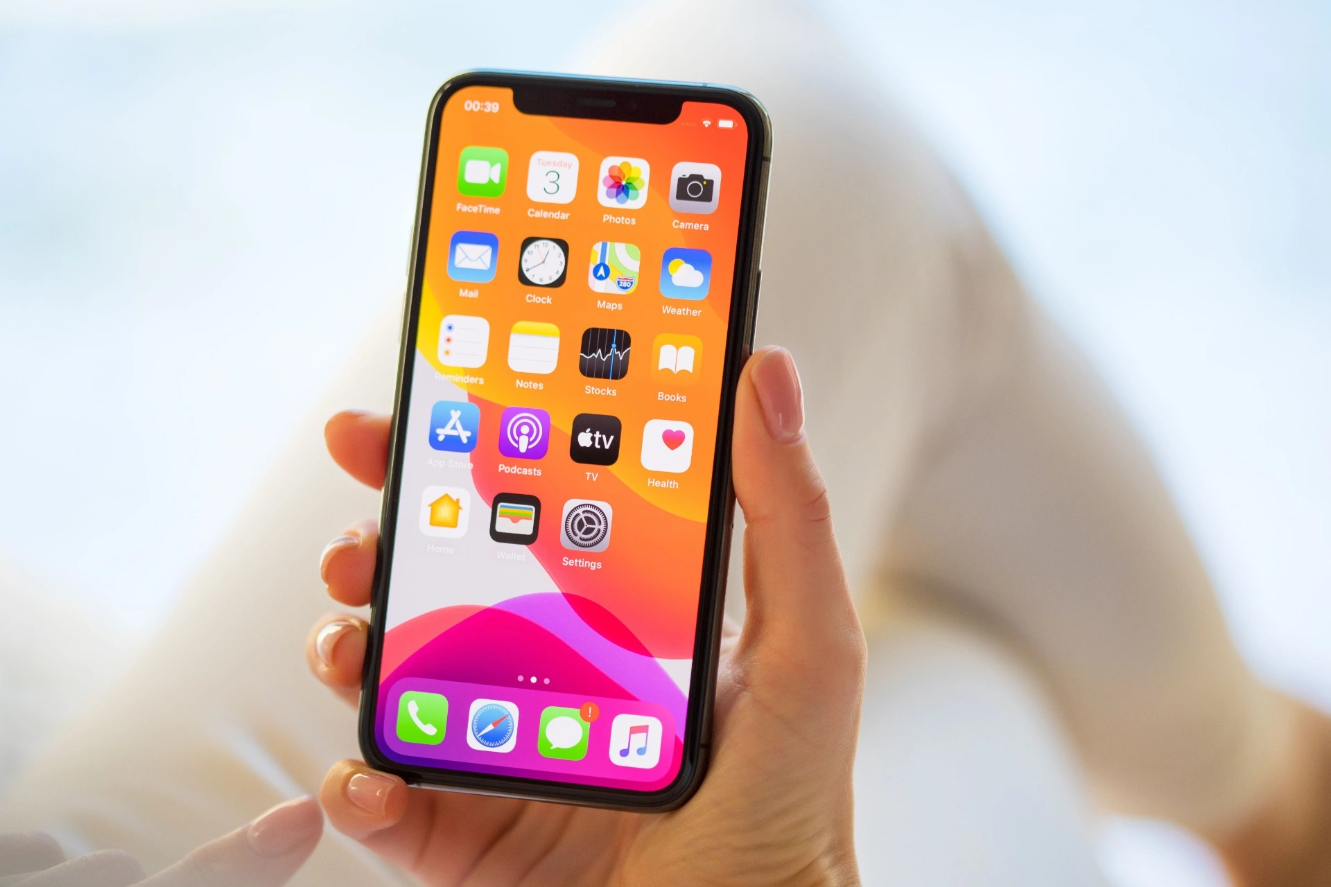 Familjens chock: Fick metallbitar istället för ny Iphone