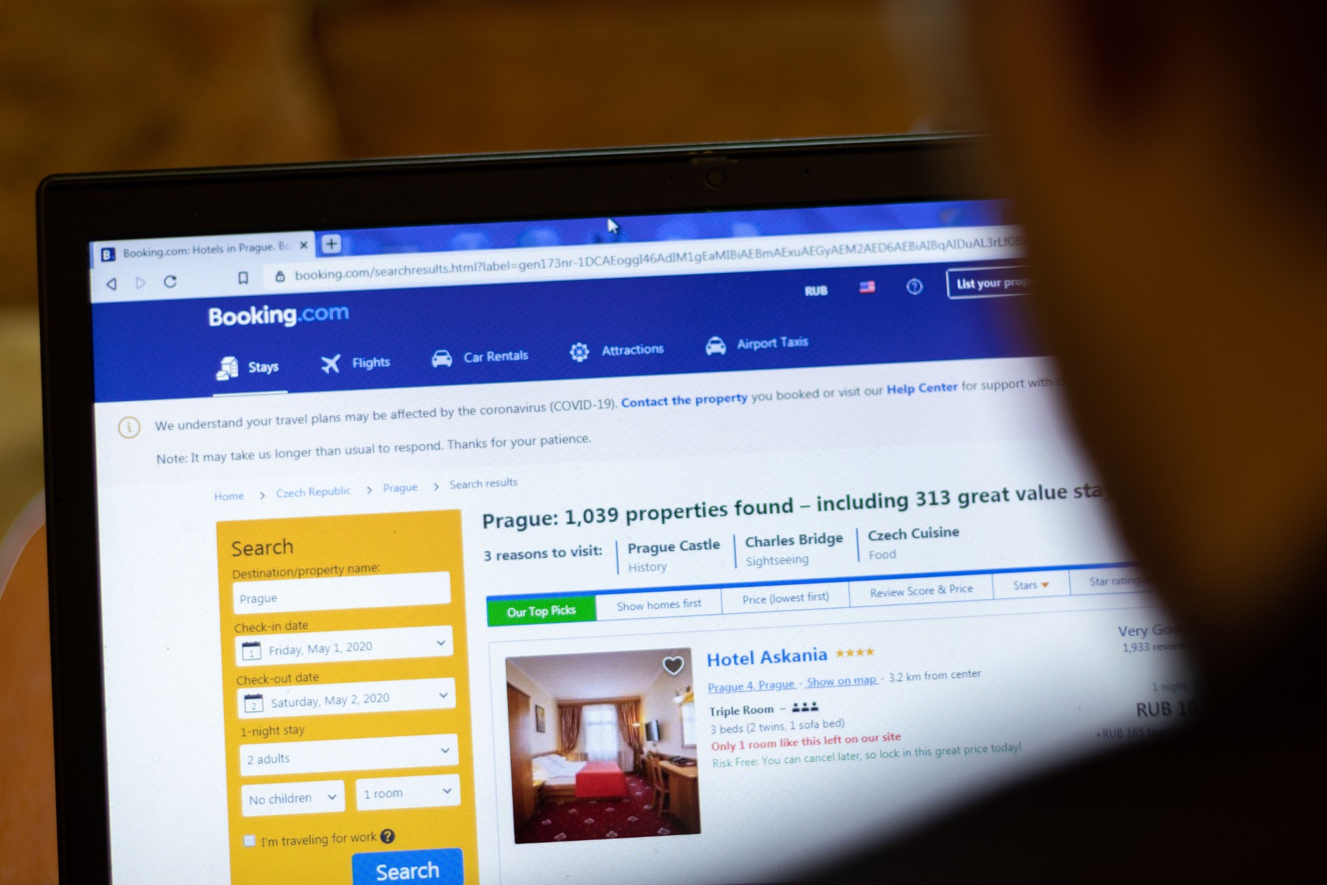 Cornelia förlorade 21.000 kronor efter hotellbokning via populär site