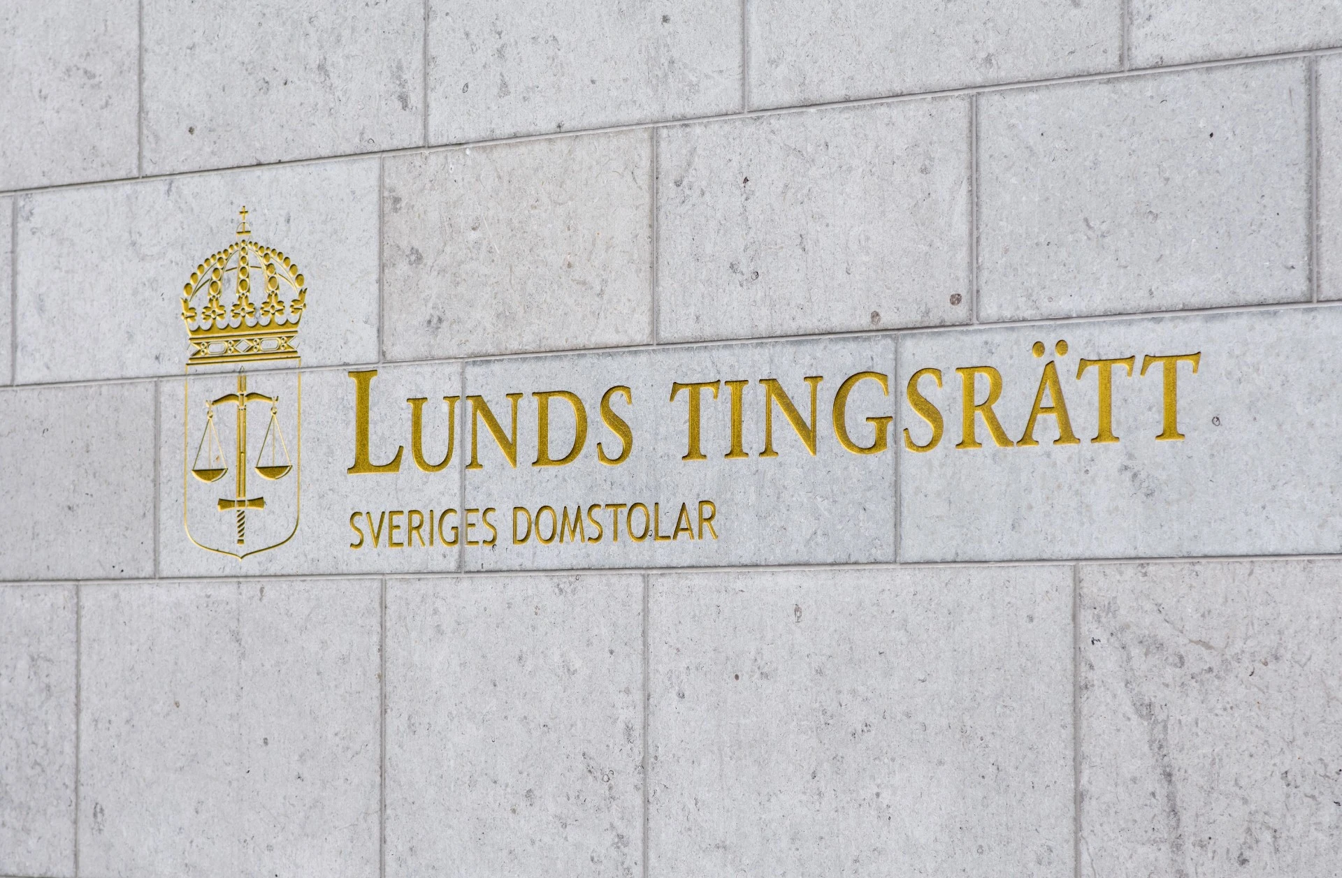 Mammas fruktansvärda sms till ättiksförgiftad flickans syster