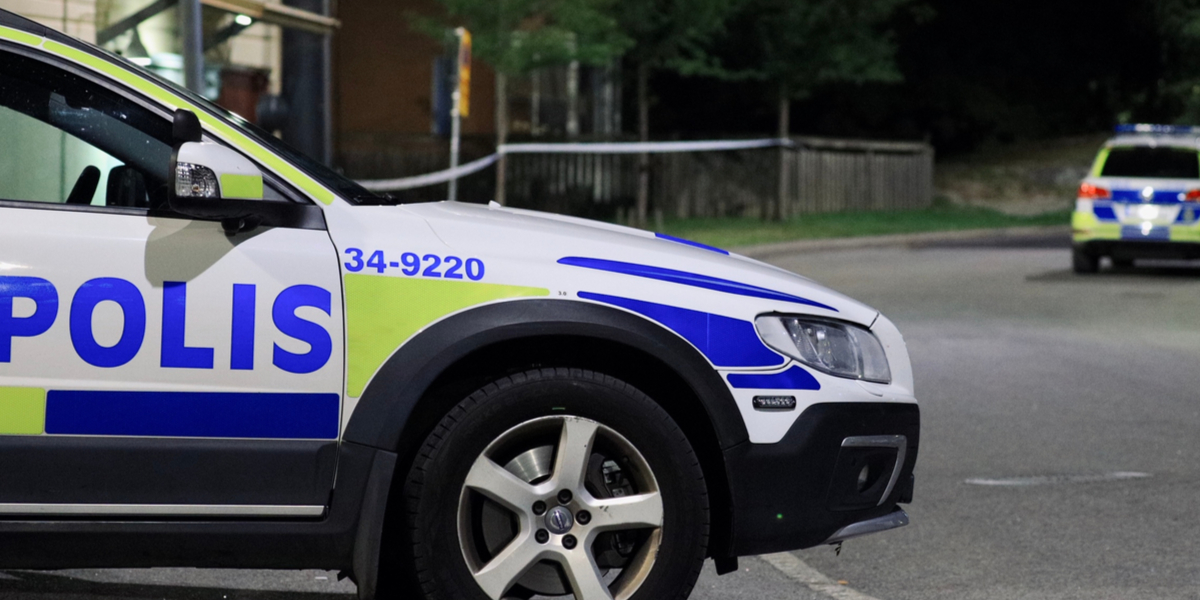 Just nu: polisen har skjutit en man