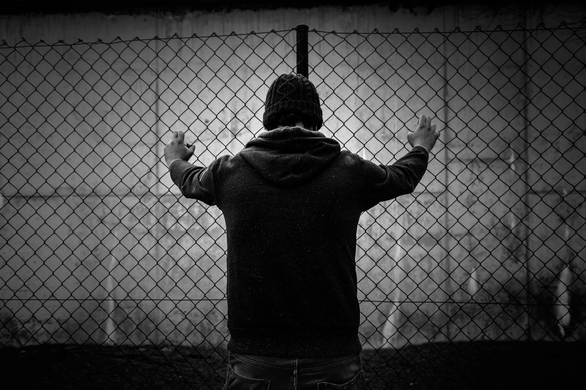 Svenska barnsoldater rekryteras till våldsdåd i Danmark – Johans mamma berättar