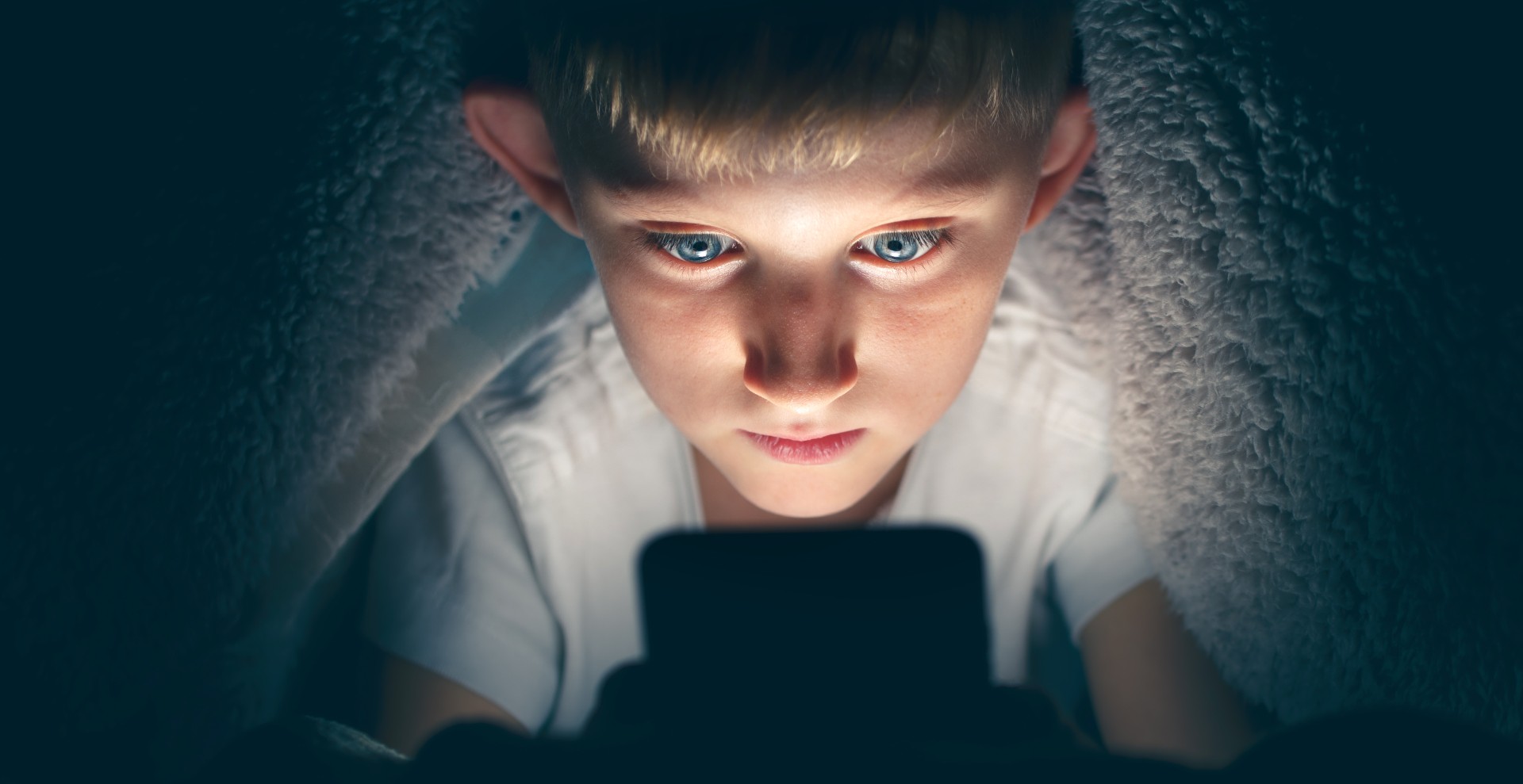 Svenska barn allt mer stillasittande – ekonomi och sociala medier får skulden
