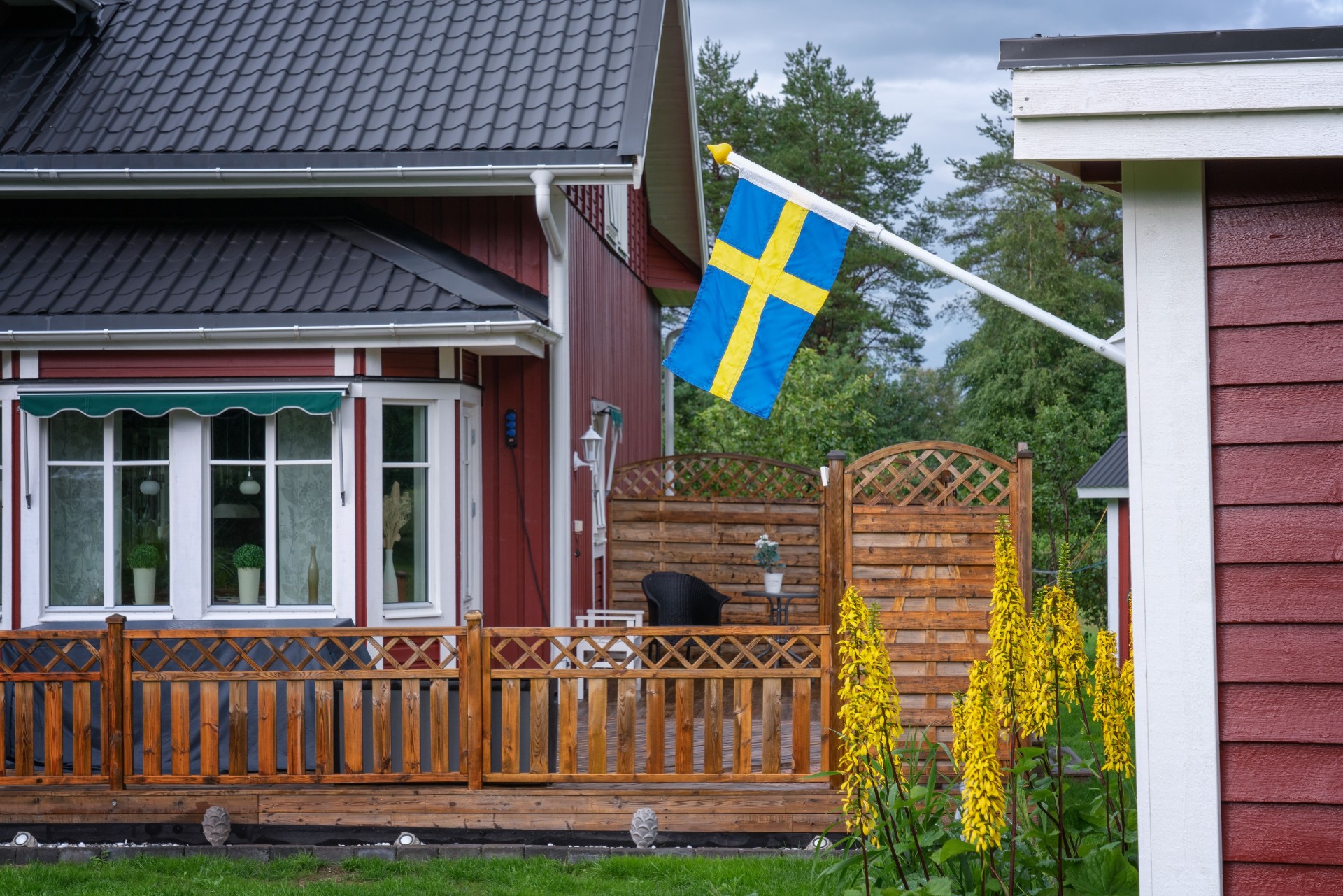 Familj tvingas riva nybyggt attefallshus: Har byggt 34 centimeter fel