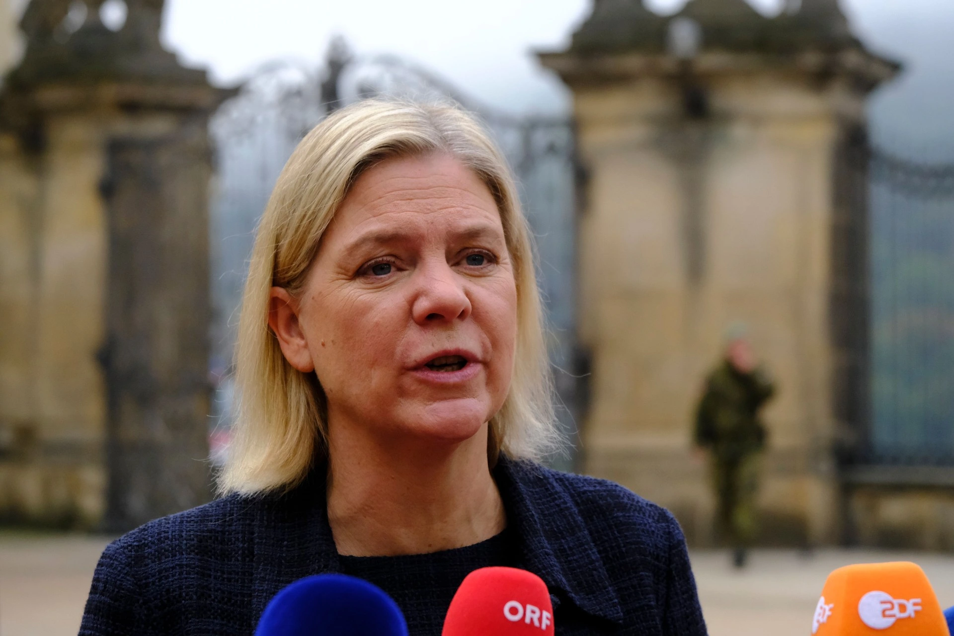Anderssons krav på statsministern: Markera mot SD efter avslöjande om trollfabriken