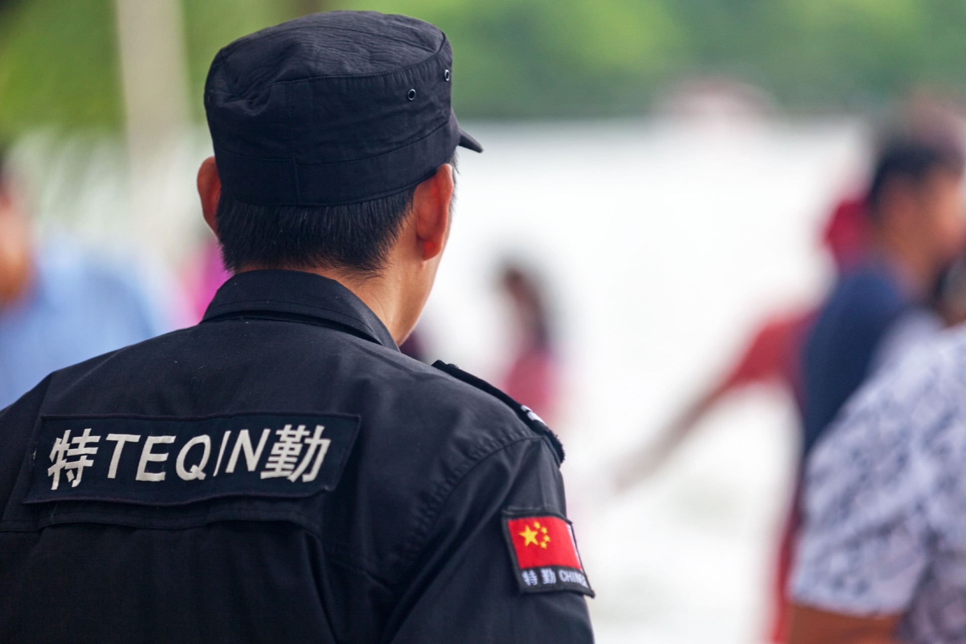 Chockattack i Kina: Bil mejade ner folkmassa – över 35 döda