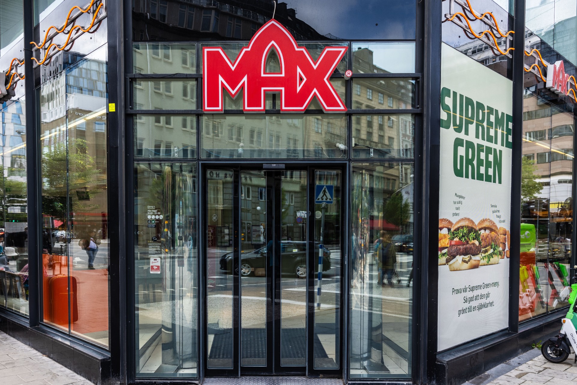 Kundraseri mot MAX – hot om bojkott