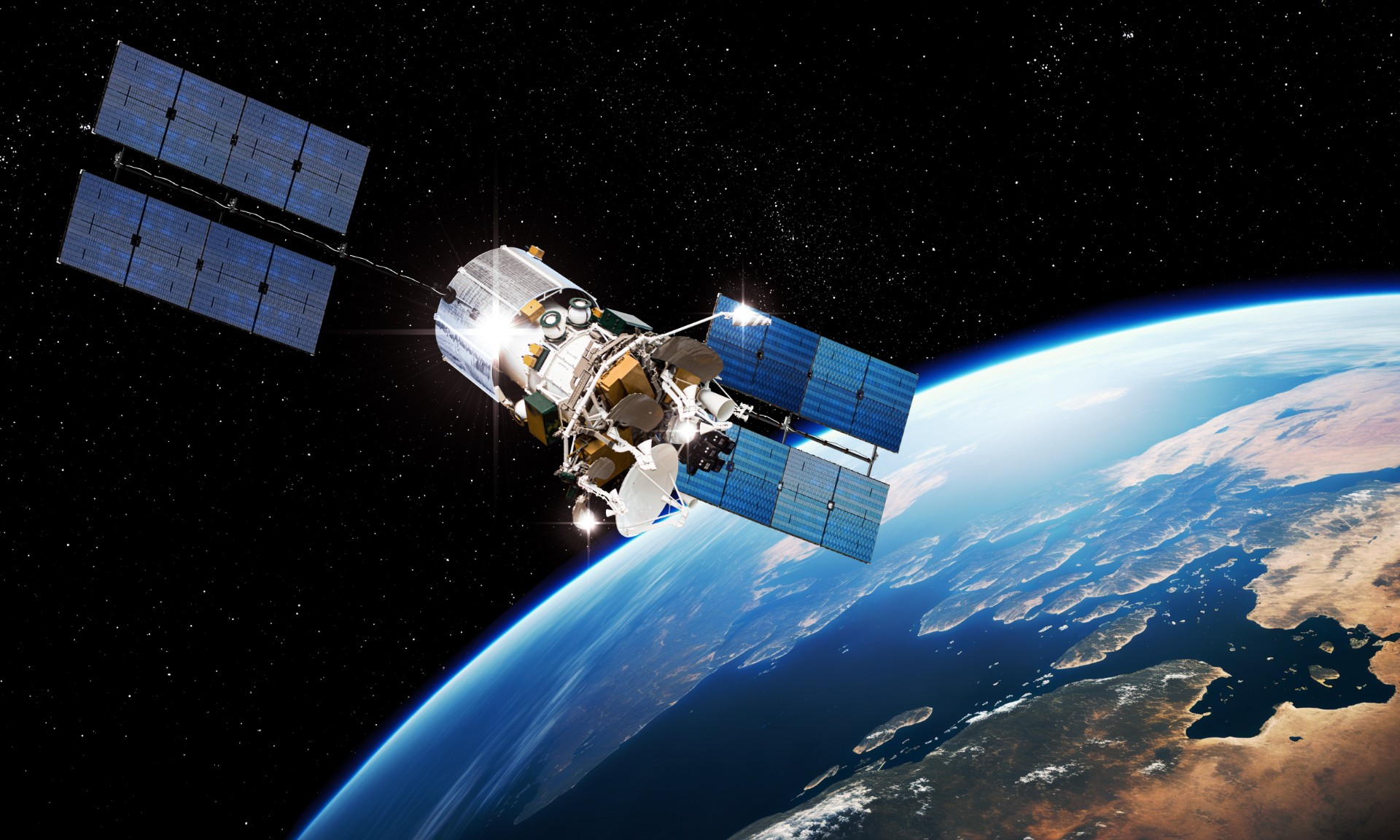 Försvarsmakten i omloppsbana – första militära satelliten skjuten upp