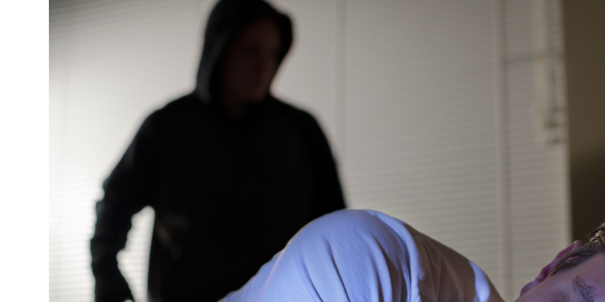 Idas mardröm: Vaknade med okänd man i sovrummet