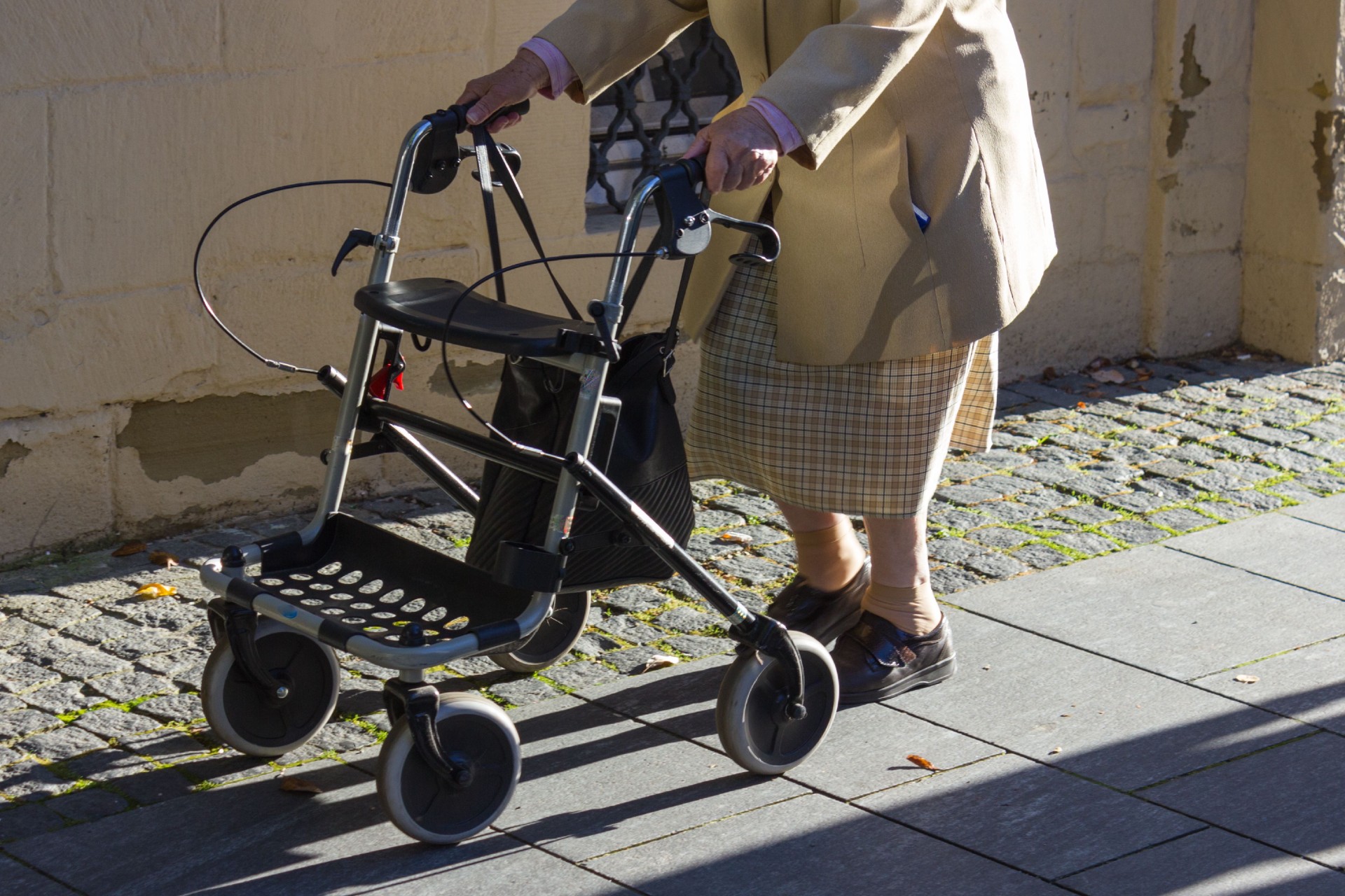 Hovrättens beslut: Sexuellt övergrepp mot demenssjuk kvinna på vårdboende