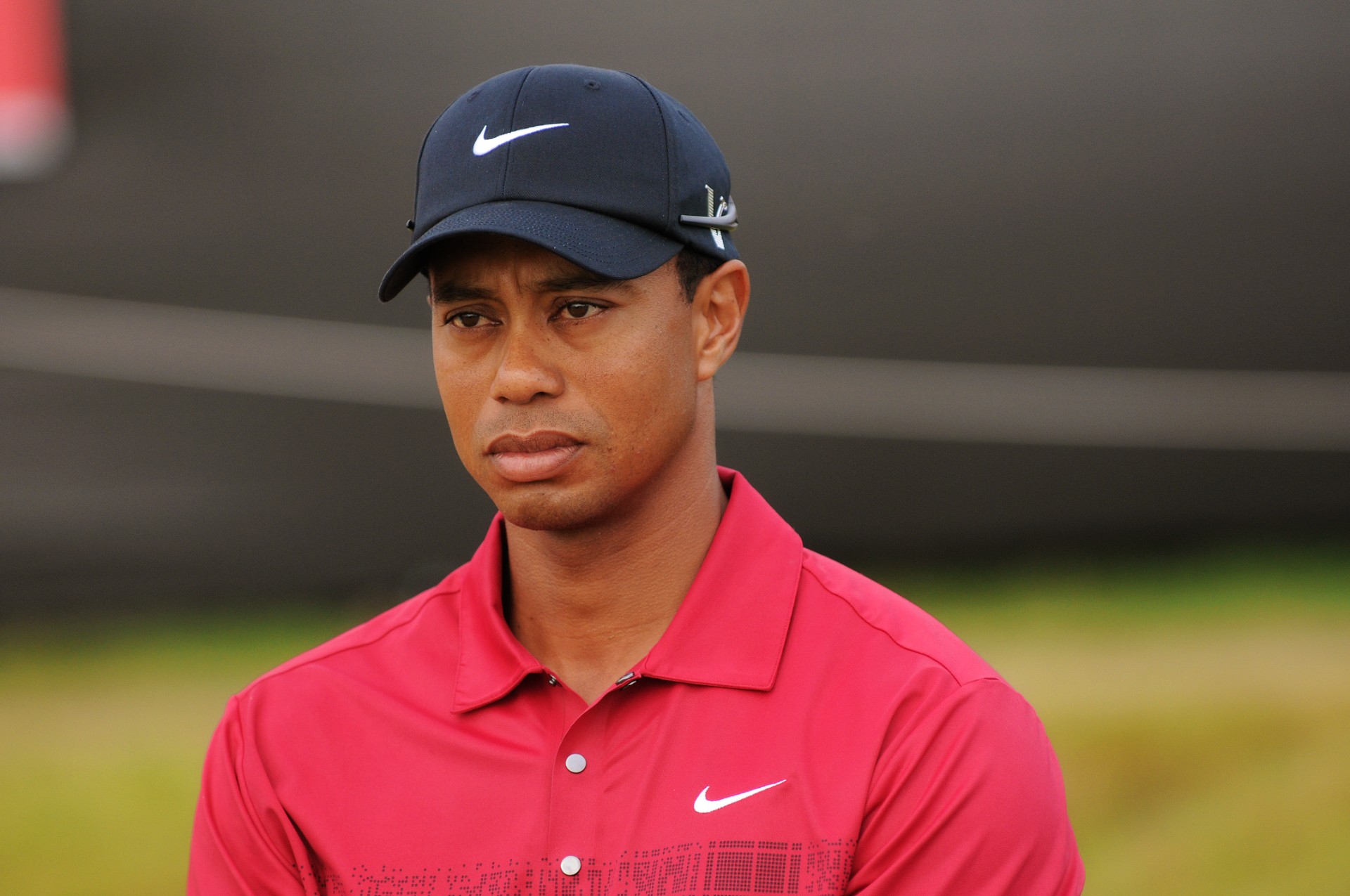 Tiger Woods tillbaka på banan – spelar med sonen Charlie