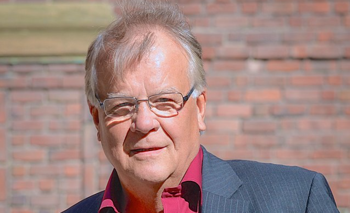 Mix Megapol förklarade Lasse Berghagen död