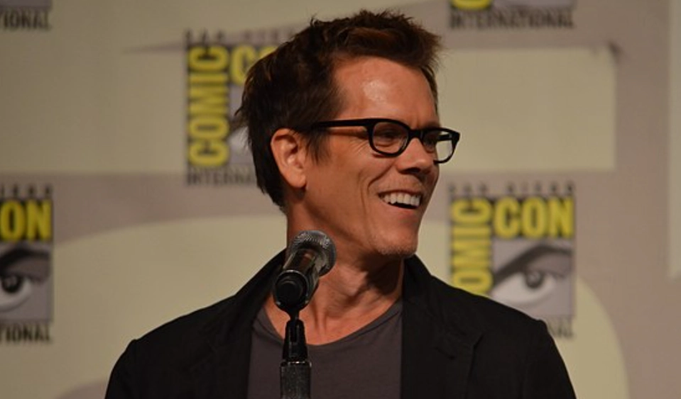 Kevin Bacon och Kyra Sedgwick firar 35 år tillsammans med nostalgisk bild