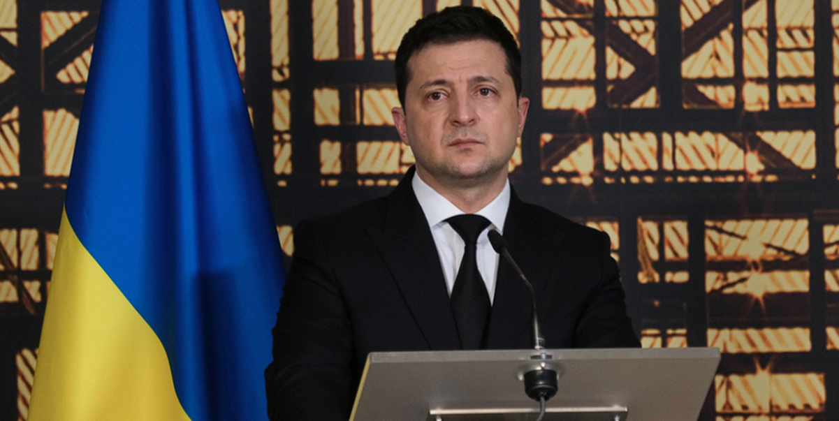 Minns du detta? Två bilder på Zelensky tagna med 41 dagars mellanrum avslöjar en alarmerande förändring