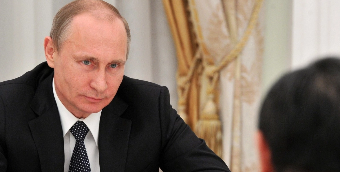 Putin hyllas som ”Tsar” på sin 72-årsdag