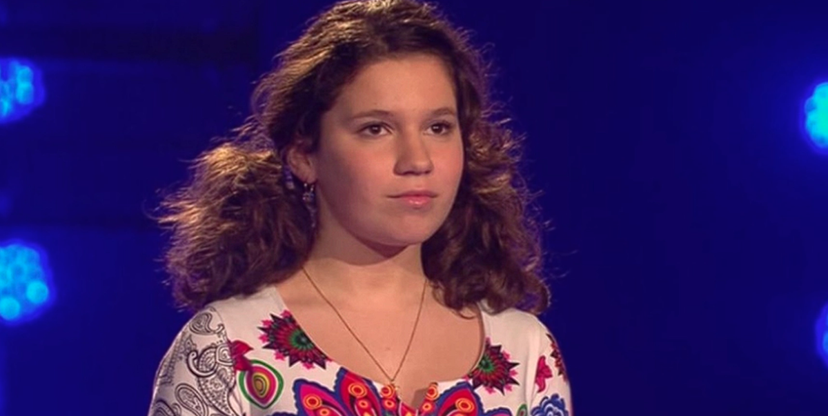 13-årig tjej får domarna att gråta med sin framförande av ”Time to Say Goodbye”
