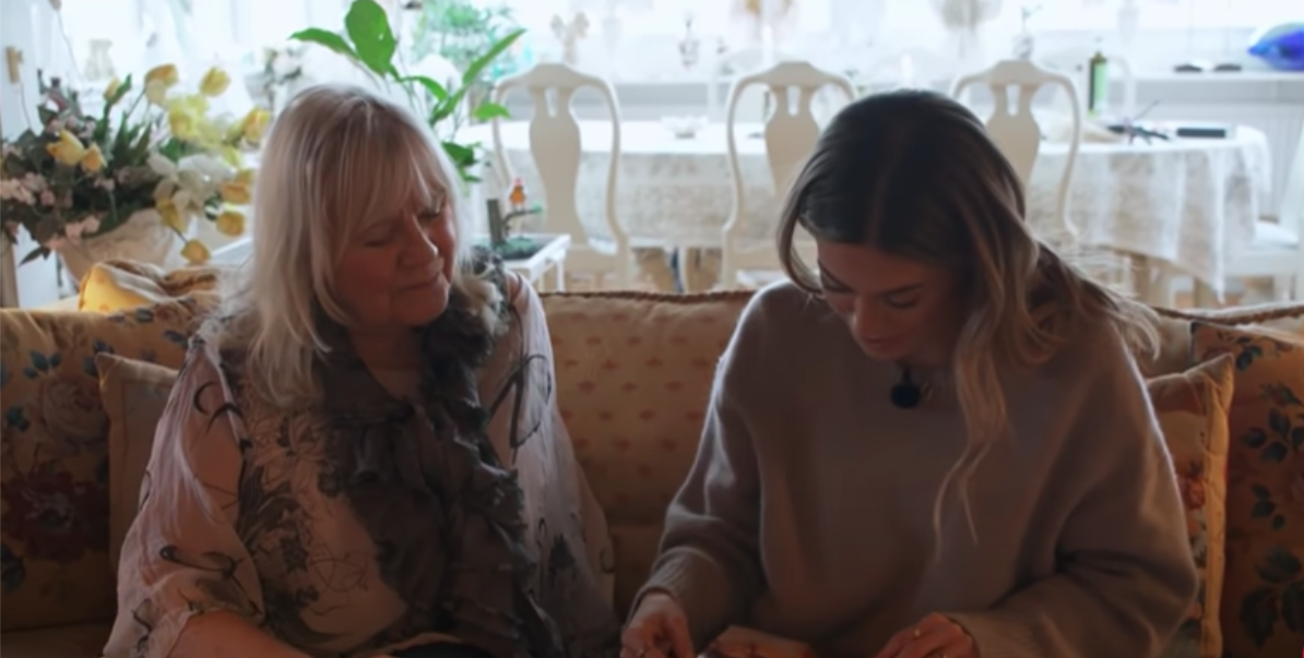Hon pekas ut som årets julvärd-  här är anledningen