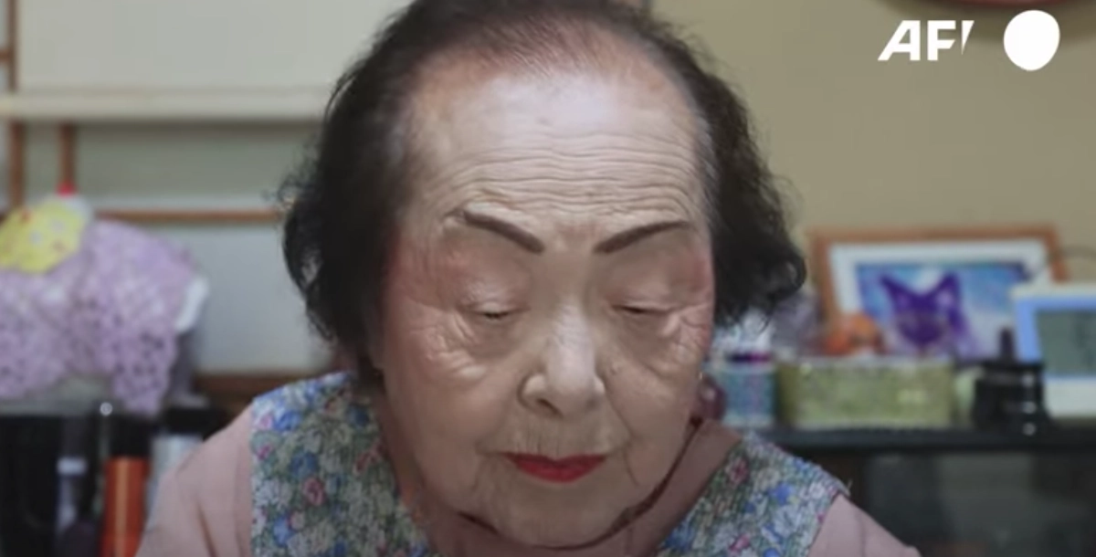 100-åriga Tomoko Horino: Från hemmafru till världsrekordhållare inom skönhet