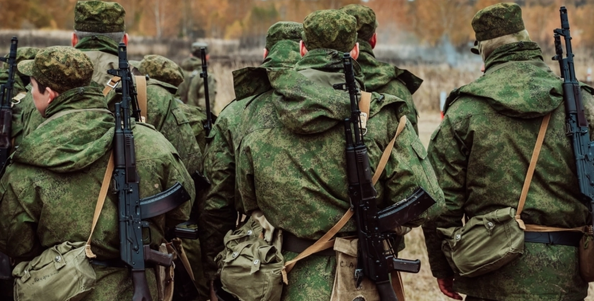 Ukraina rapporterar över 100 sammandrabbningar på en dag när ryska attacker intensifieras