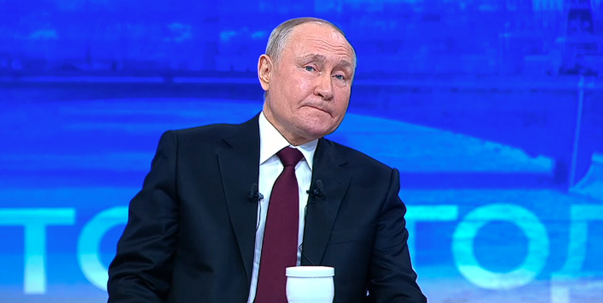 Rysslands öde hänger på situationen i Ukraina, säger Putin